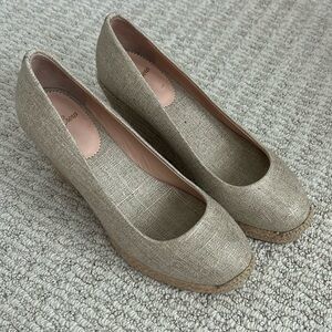 J.Crew‎ Seville Gold Metallic espadrille wedges Size 5 EUC